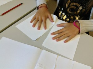 Découper sans ciseaux